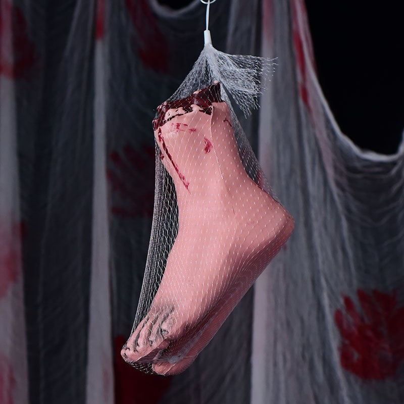 Accessoires représentant des mains et des pieds sectionnés