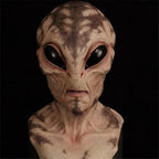 Masque d’extraterrestre aux grands yeux