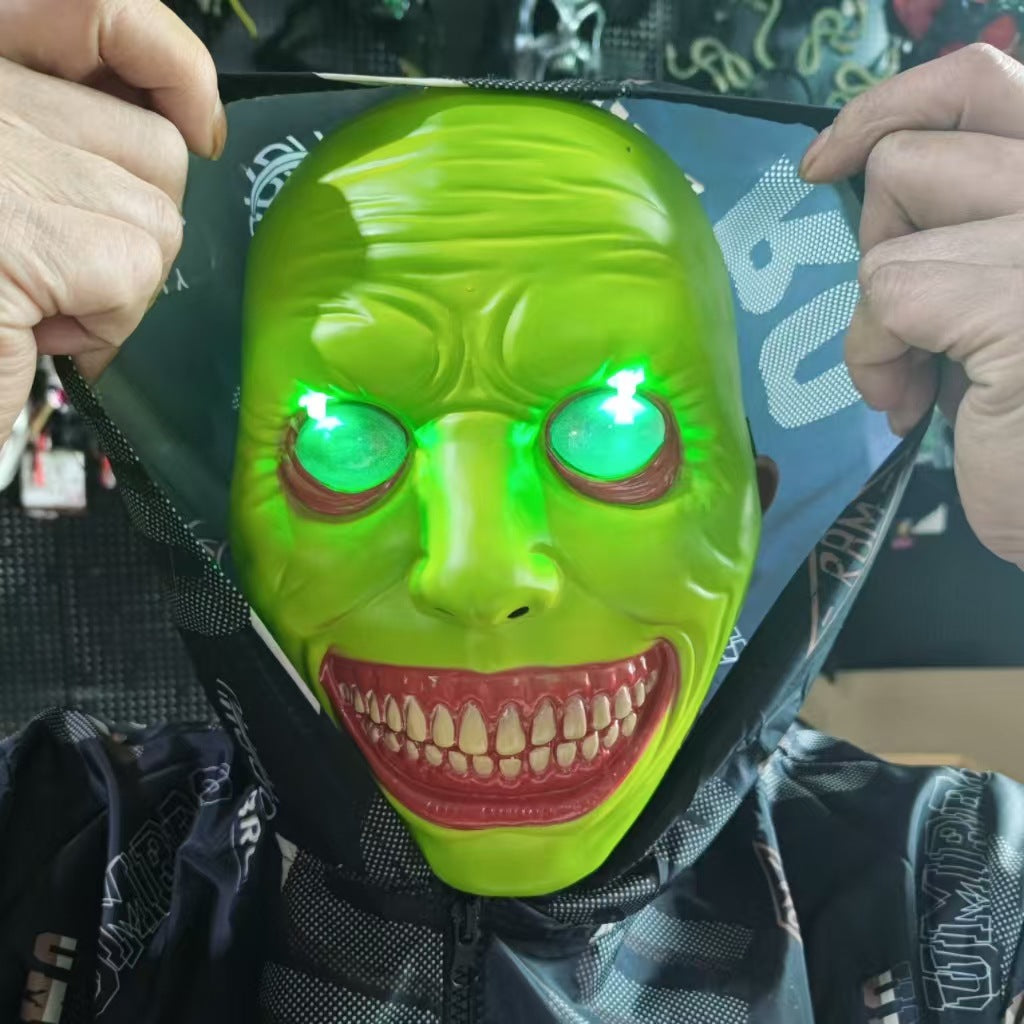 Halloween Exorzistenmasken